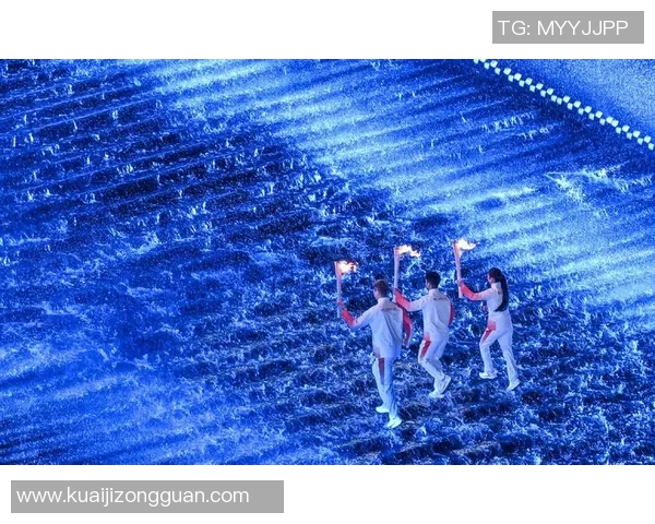 十五运会开幕式外的温情定格：两种看护，一种心跳